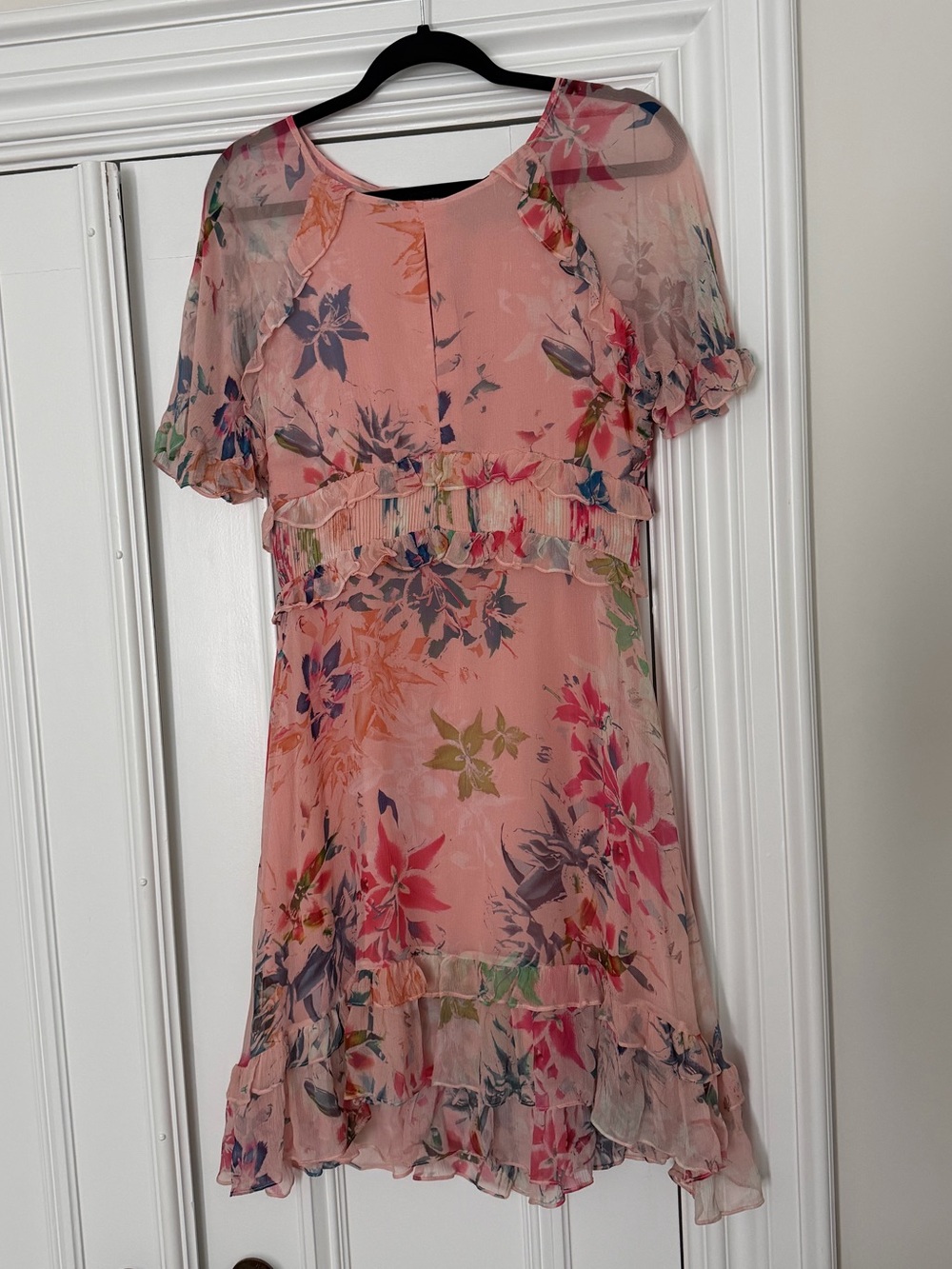 Nicole Miller Collection Pink Floral Ruffle Dress NWOT size 4